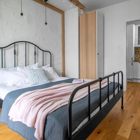 Provence Apartments, *