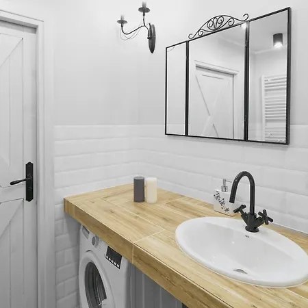 Provence Apartments, *