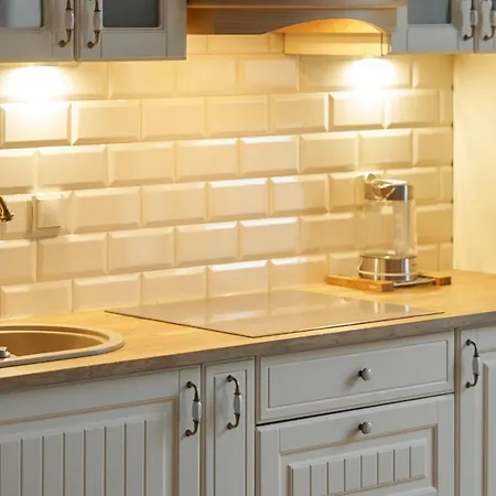 Provence Apartments,
